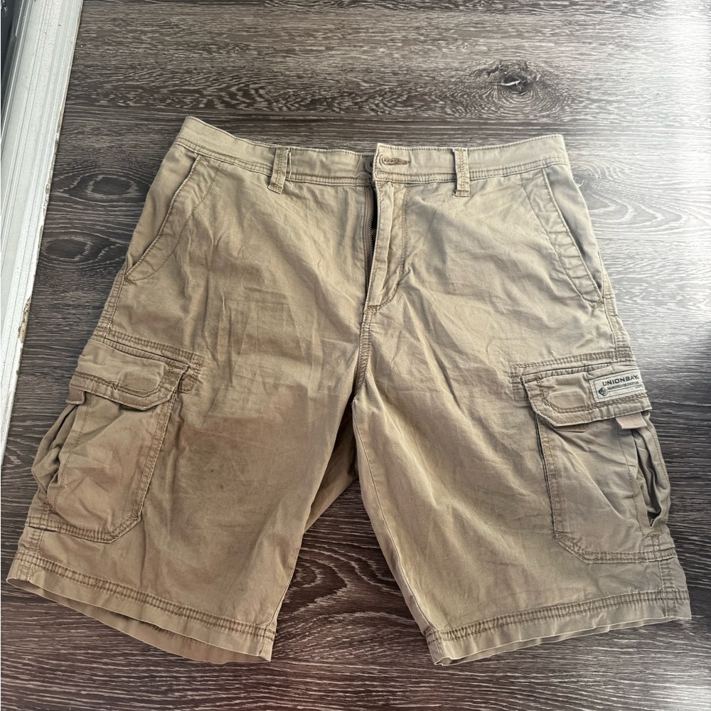 UNIONBAY Men's Khaki Cargo Shorts
